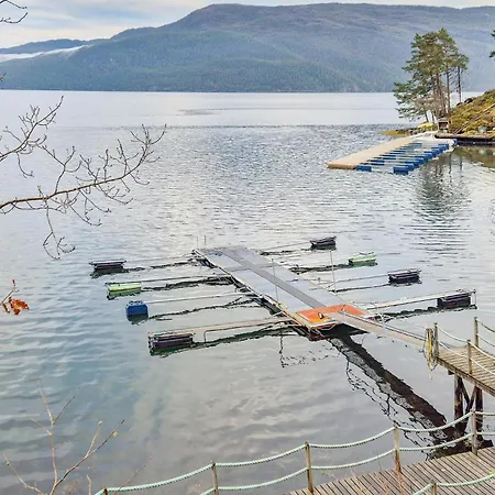 Amazing In Omastrand With Wifi Tatil Evi Gjuvsland